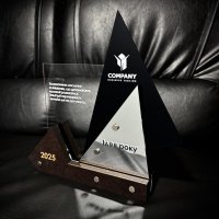 Приз Нагорода Ідея Року 10100926 висота: 27 см