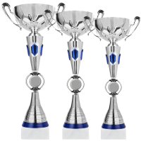 Комплект кубков Высота: 44 см, 42 см, 37 см Комплект кубков Высота: 44 см, 42 см, 37 см