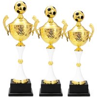 Комплект кубків Висота: 64 см, 61 см, 58 см Комплект кубків Висота: 64 см, 61 см, 58 см