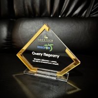 Індивідуальна нагорода з нанесенням на замовлення  Індивідуальна нагорода з нанесенням на замовлення