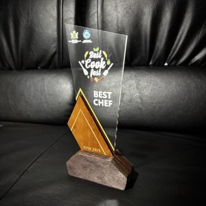 Индивидуальная награда с нанесением на заказ  Индивидуальная награда с нанесением на заказ