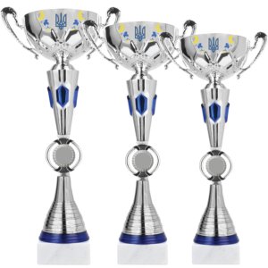 Комплект кубків Українська символіка Висота: 44 см, 42 см, 37 см