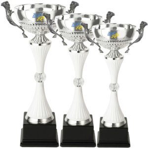 Комплект кубків Незалежної України Висота: 41 см, 36 см, 32 см