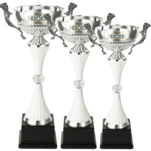 Комплект кубків Єдності України Висота: 41 см, 36 см, 32 см