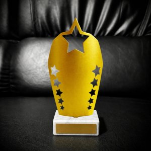 Приз Награда из металла Serano Stars высота: 16 см золото